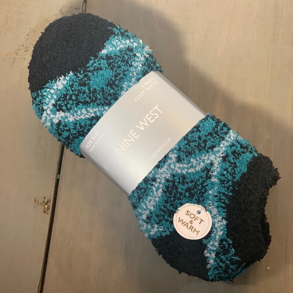 Nine West Cozy Socks Woman's Sock Size 9-11  Package of 3 Pairs